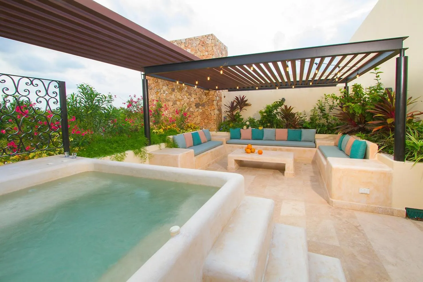 3Br Penthouse With Private Rooftop And Jacuzzi And Beach Club Access تولوم